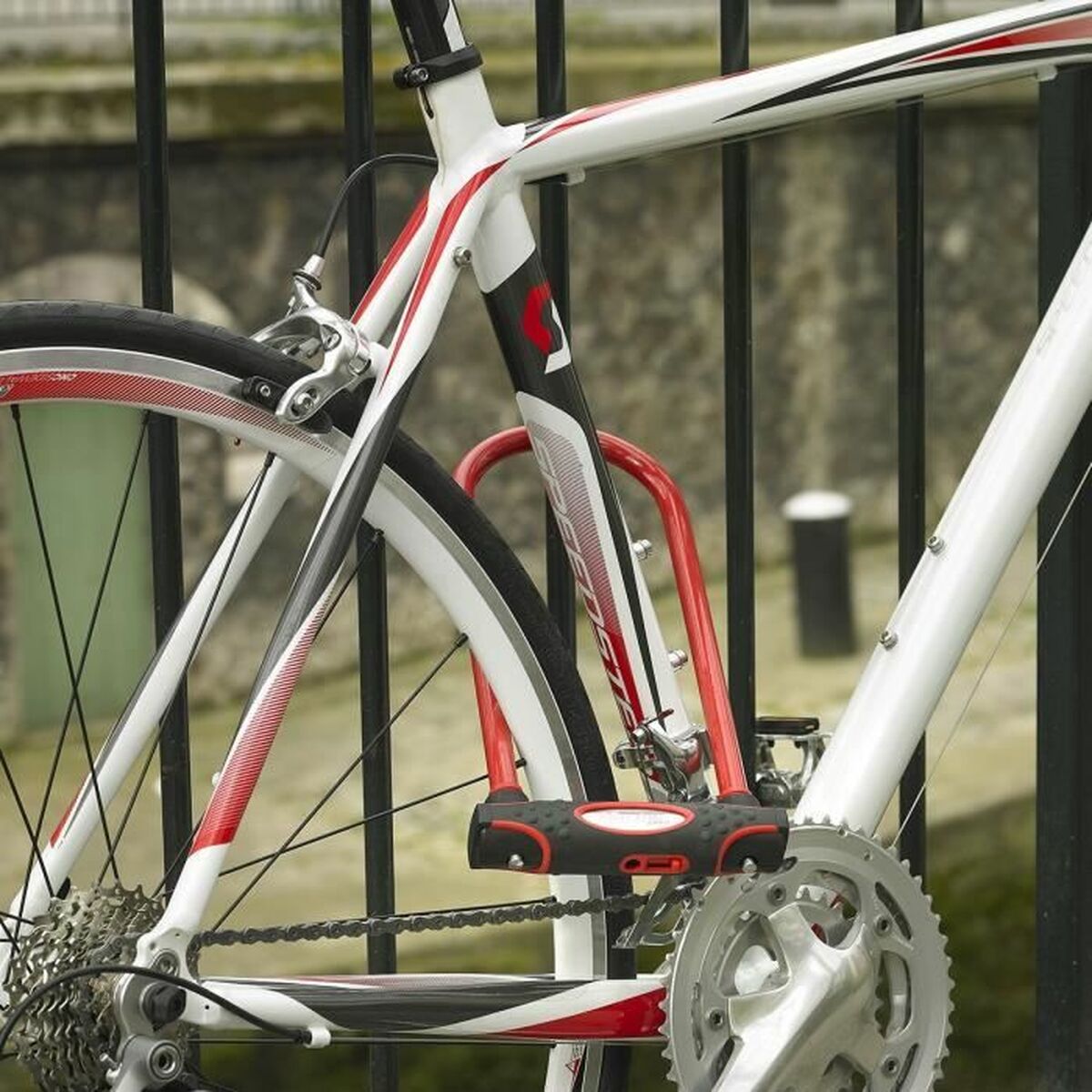 Lucchetto con chiave Master Lock Rosso